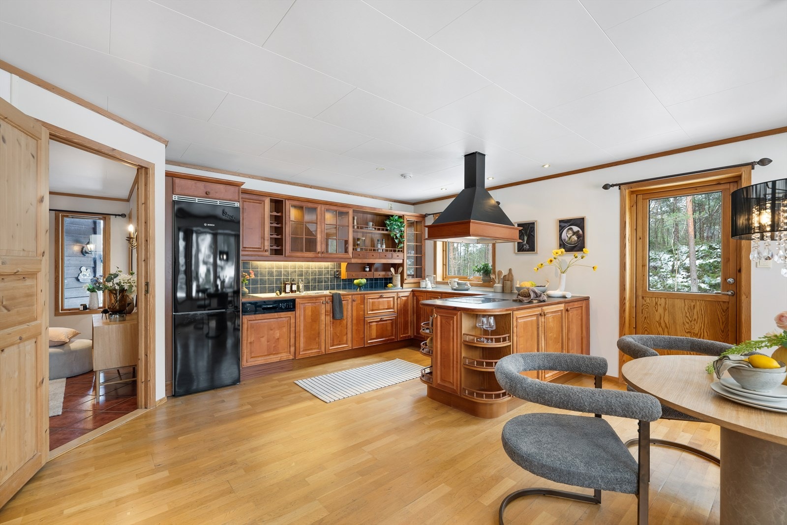 I 1 etg er det varmekabler i alle gulv foruten bod Galleribilde