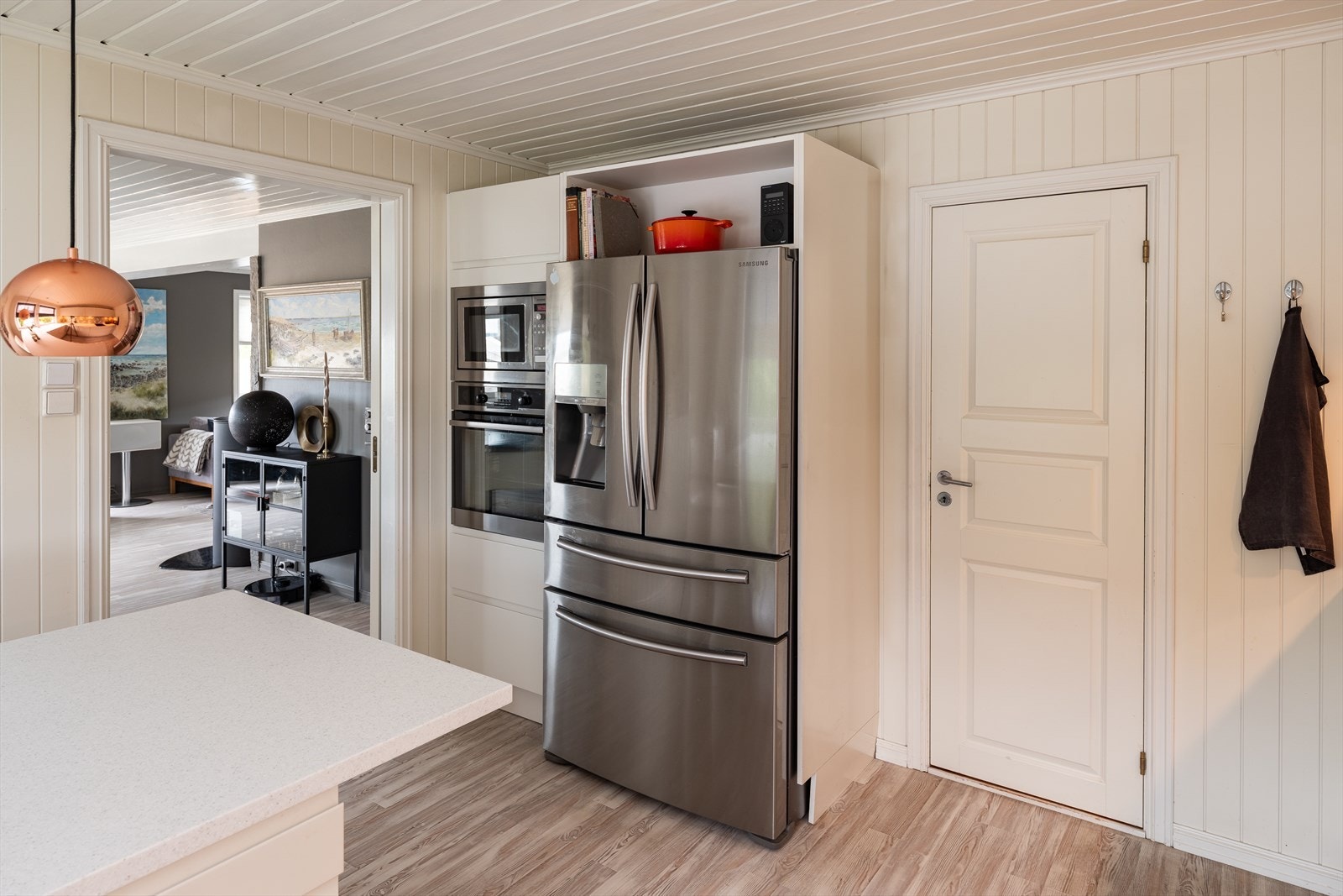 Hvitevarene medfølger handelen. Galleribilde