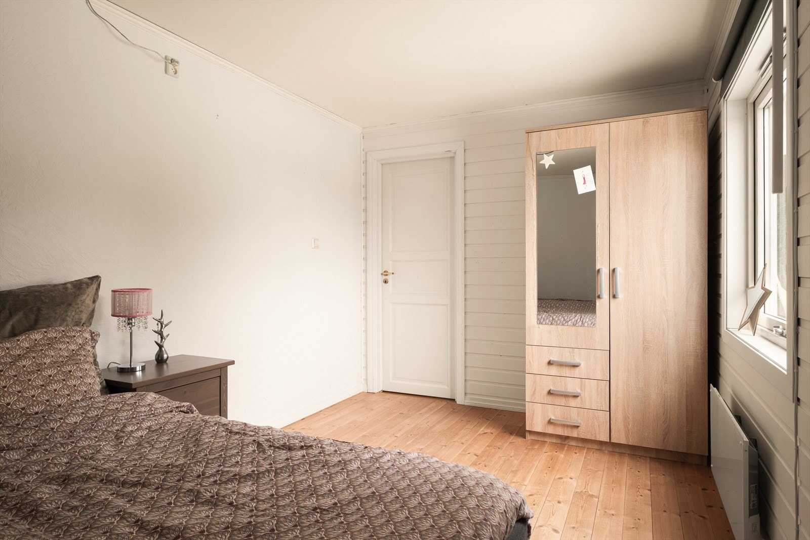 - Passer perfekt som barne- eller gjesterom - Galleribilde