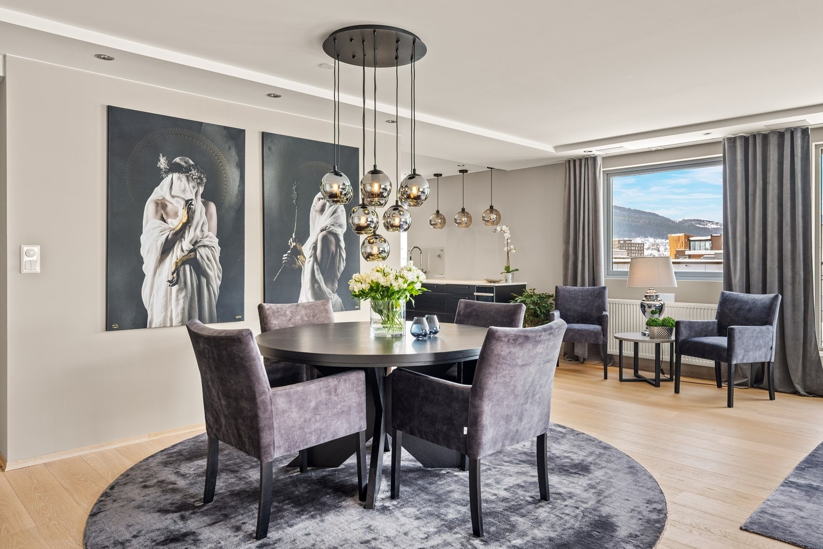 Her kan du enkelt skape egne soner til både avslapning og hyggelige sammenkomster. Galleribilde