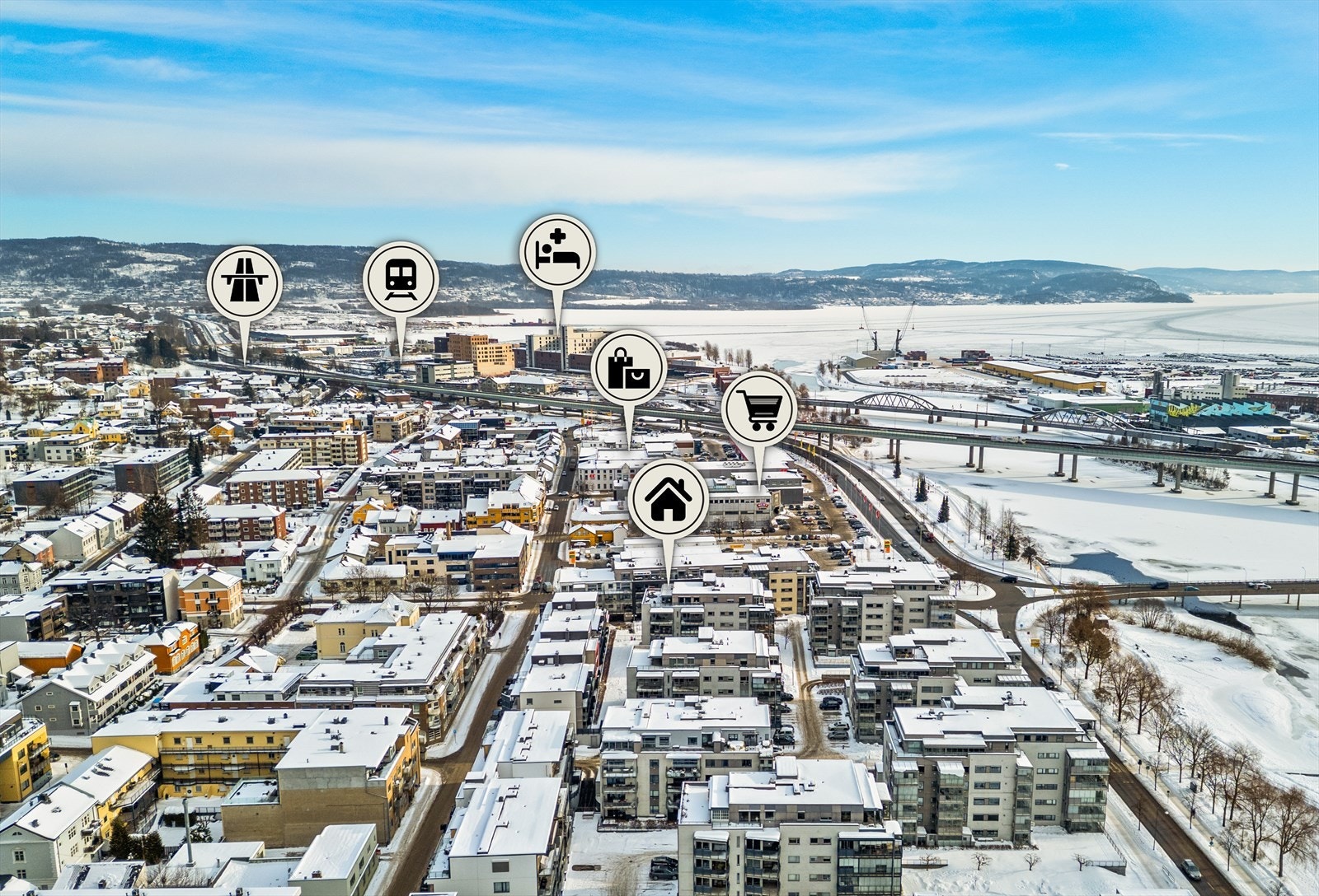 Fra leiligheten er det kun få minutters gange til blant annet CC, vinmonopol, treningssenter, dagligvare, detaljhandler, bussholdeplass, parkanlegg og Drammenselvas bredder med fine turmuligheter. Galleribilde