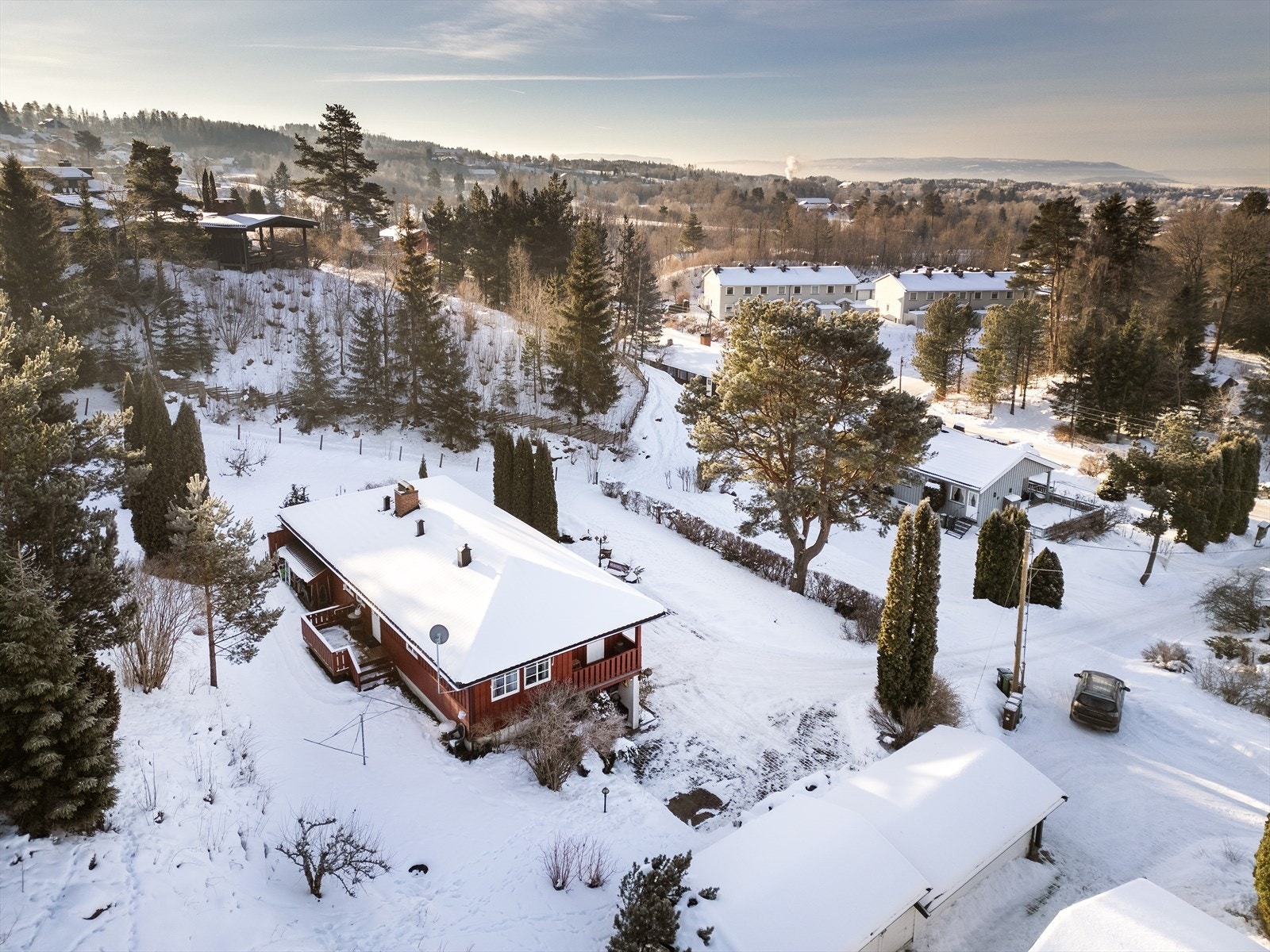 Dagligvarehandelen kan enkelt gjøres på Coop Extra Klekken, ca. 1 km unna. Galleribilde