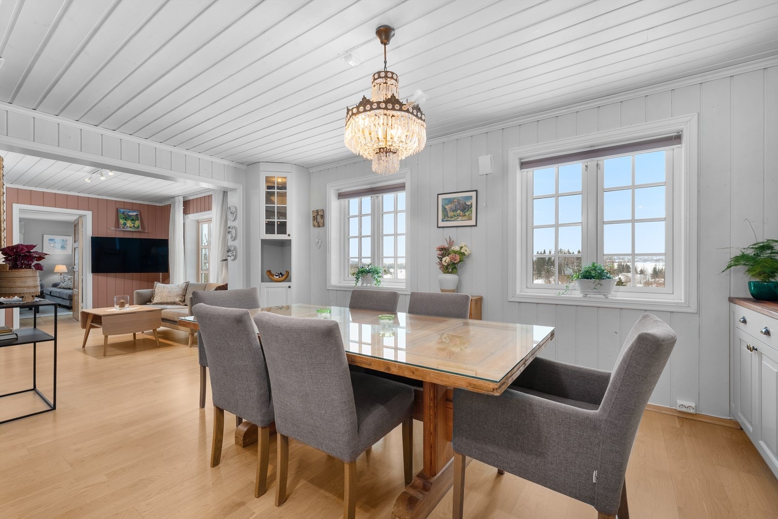 Godt med dagslys inn. Galleribilde