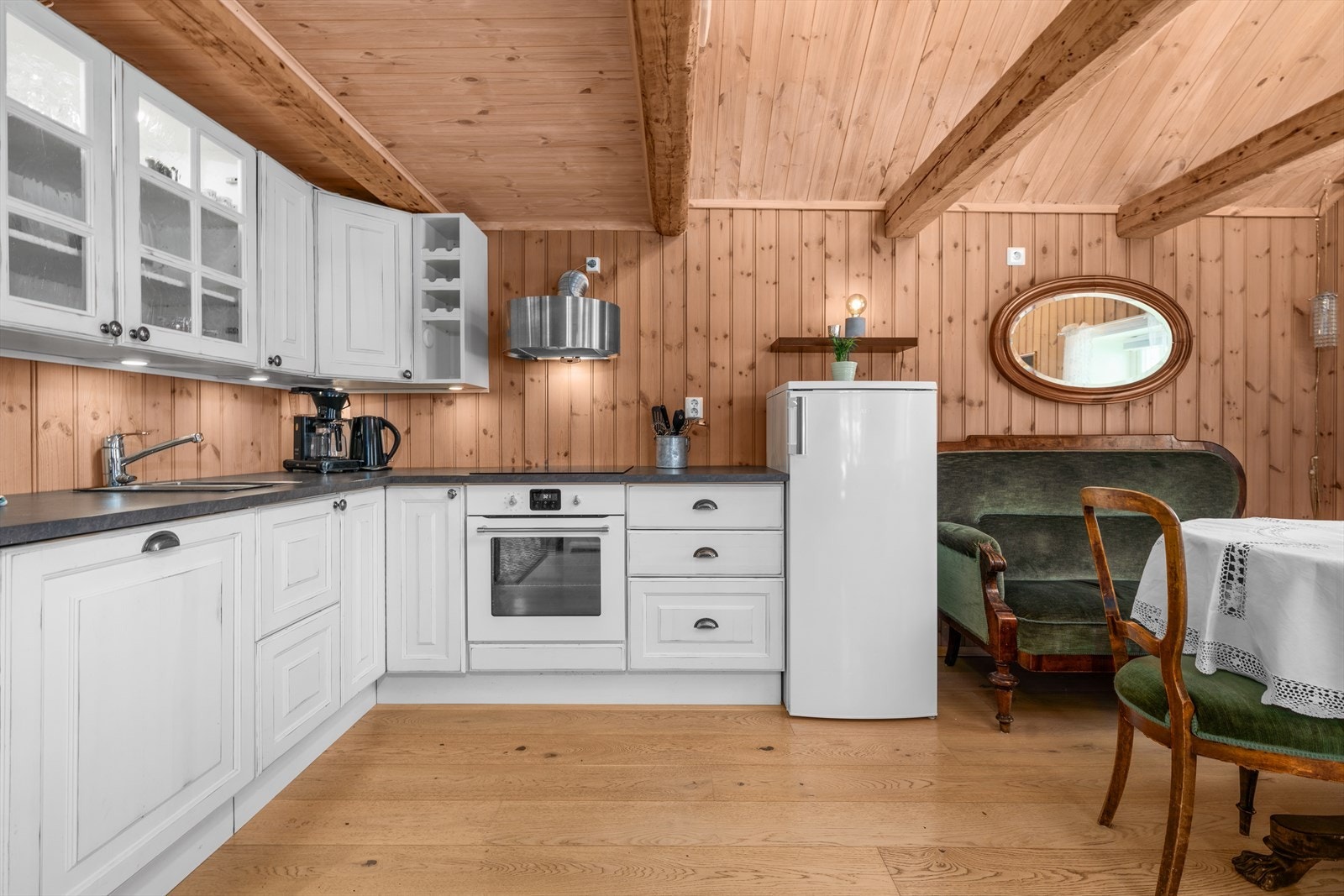 Innredning i vinkel. Galleribilde