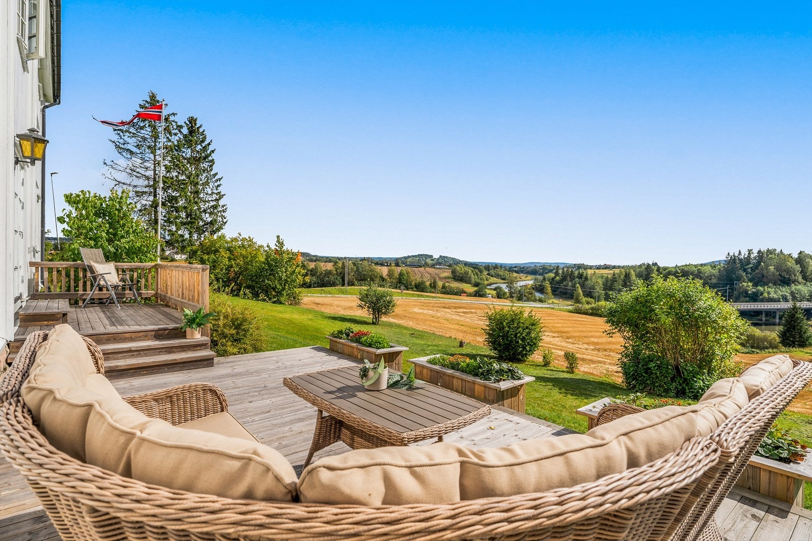 Flere fine uteplasser. Galleribilde