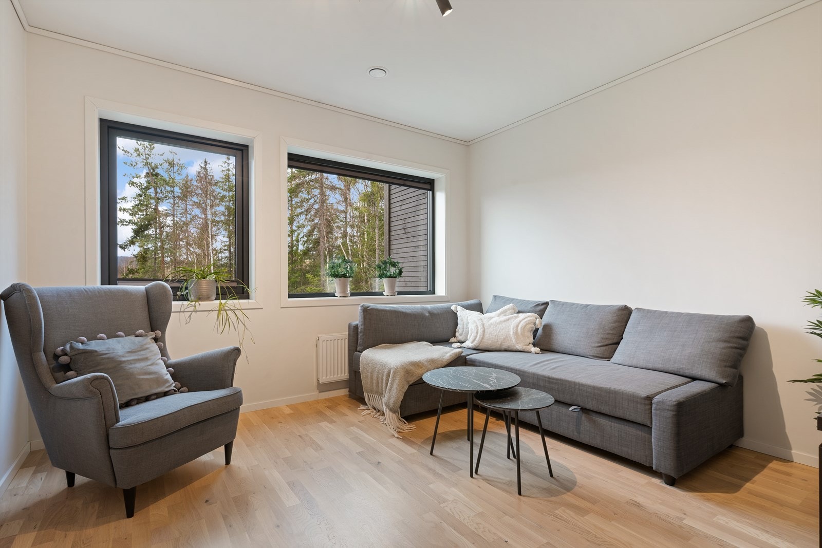 Lys og romslig loftstue Galleribilde