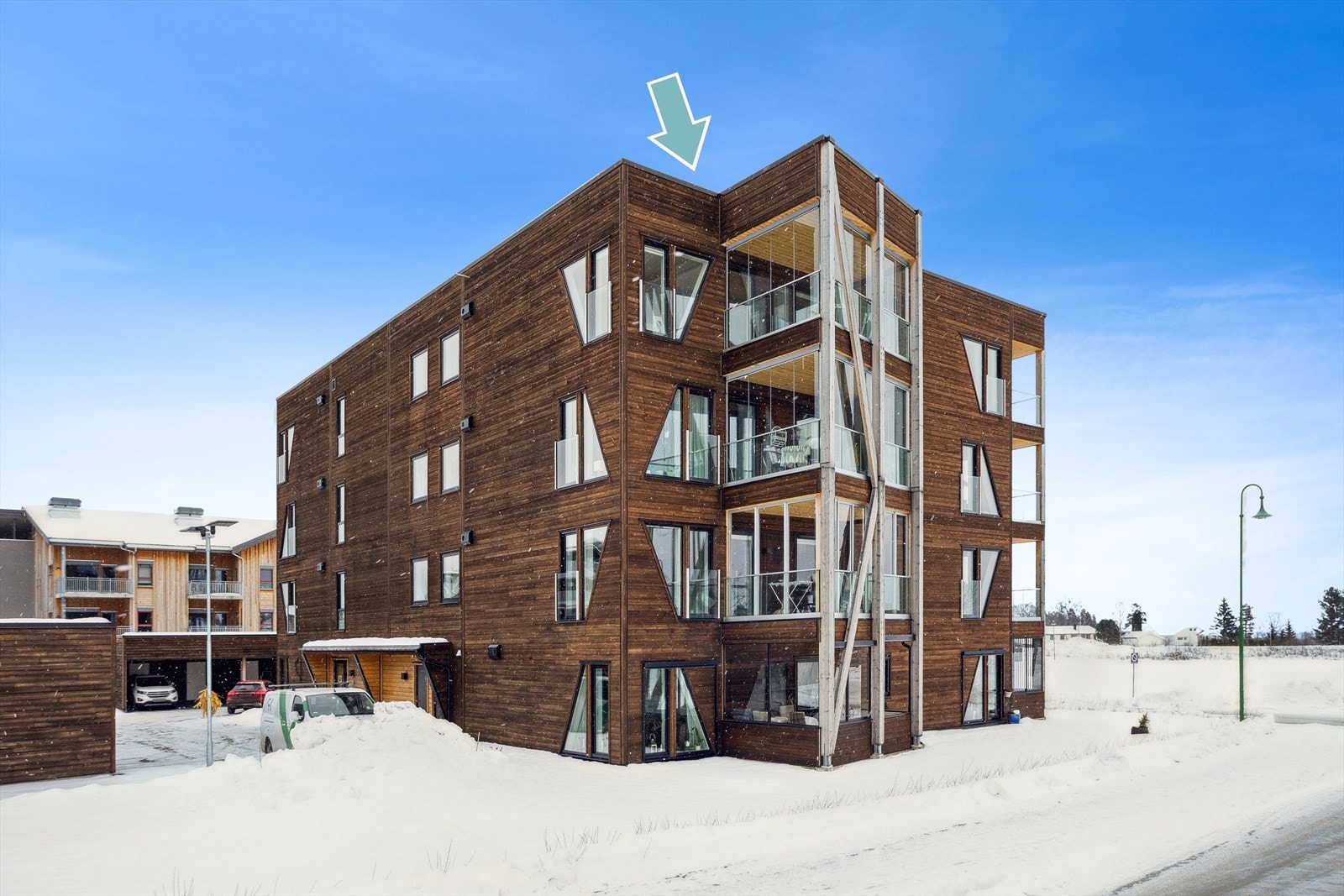 Moderne 3-roms leilighet i toppetasjen med vestvendt balkong. Galleribilde