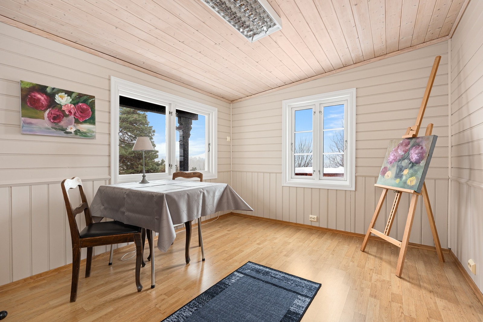 - Praktisk tilbygg fra 2001 | I dag brukes dette til hobbyrom, men kan også brukes til soverom - Galleribilde