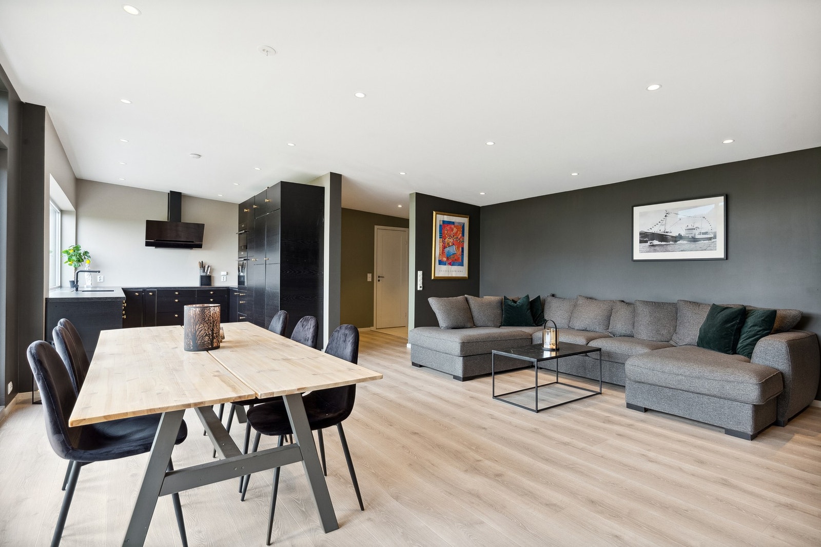 Stue/spisestue Galleribilde