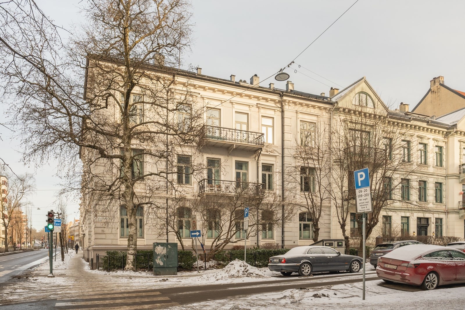 Bygget er fra 1895 og består av 13 boligseksjoner Galleribilde