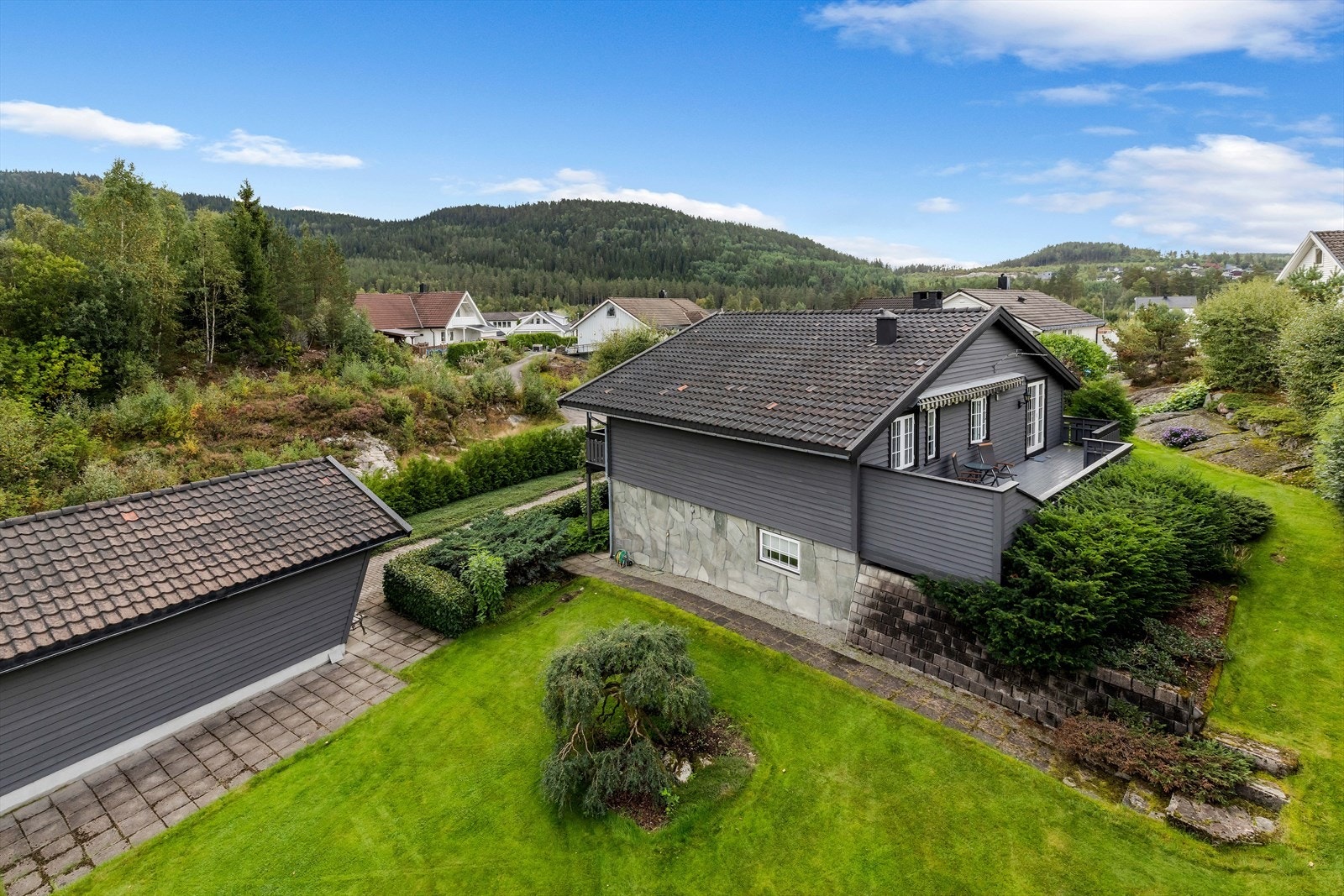 Stor tomt på 1 069 kvm. Galleribilde