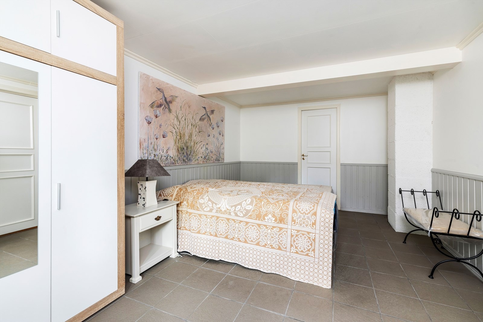 Stort soverom 3. Boligen har totalt 4 soverom. Galleribilde