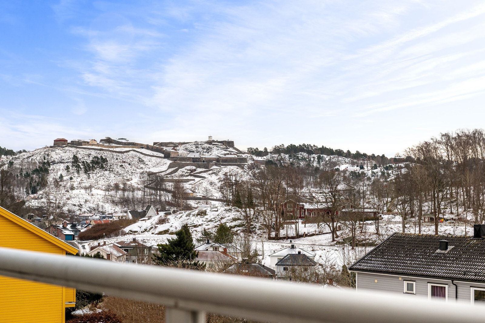 Utsikt fra balkong Galleribilde