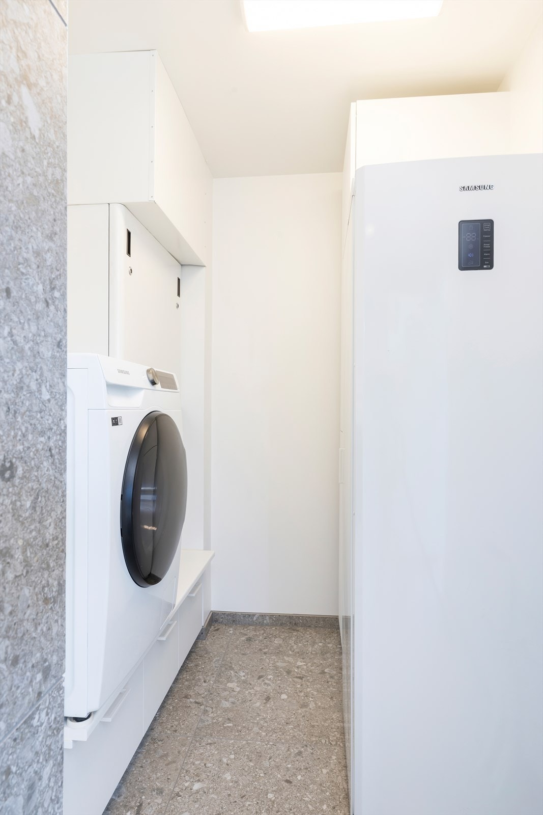 Vaskeromsløsning på baderom. Galleribilde