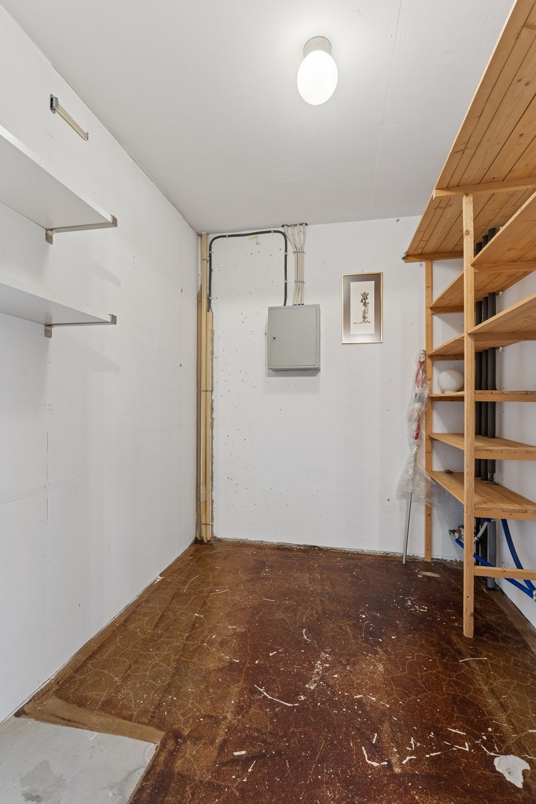 Leiligheten har en praktisk innvendig bod, i tillegg til en ekstern bod på ca. 6 m². Galleribilde