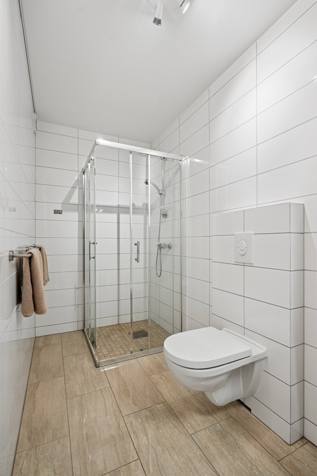 Flislagt bad/wc med varme i gulv Galleribilde