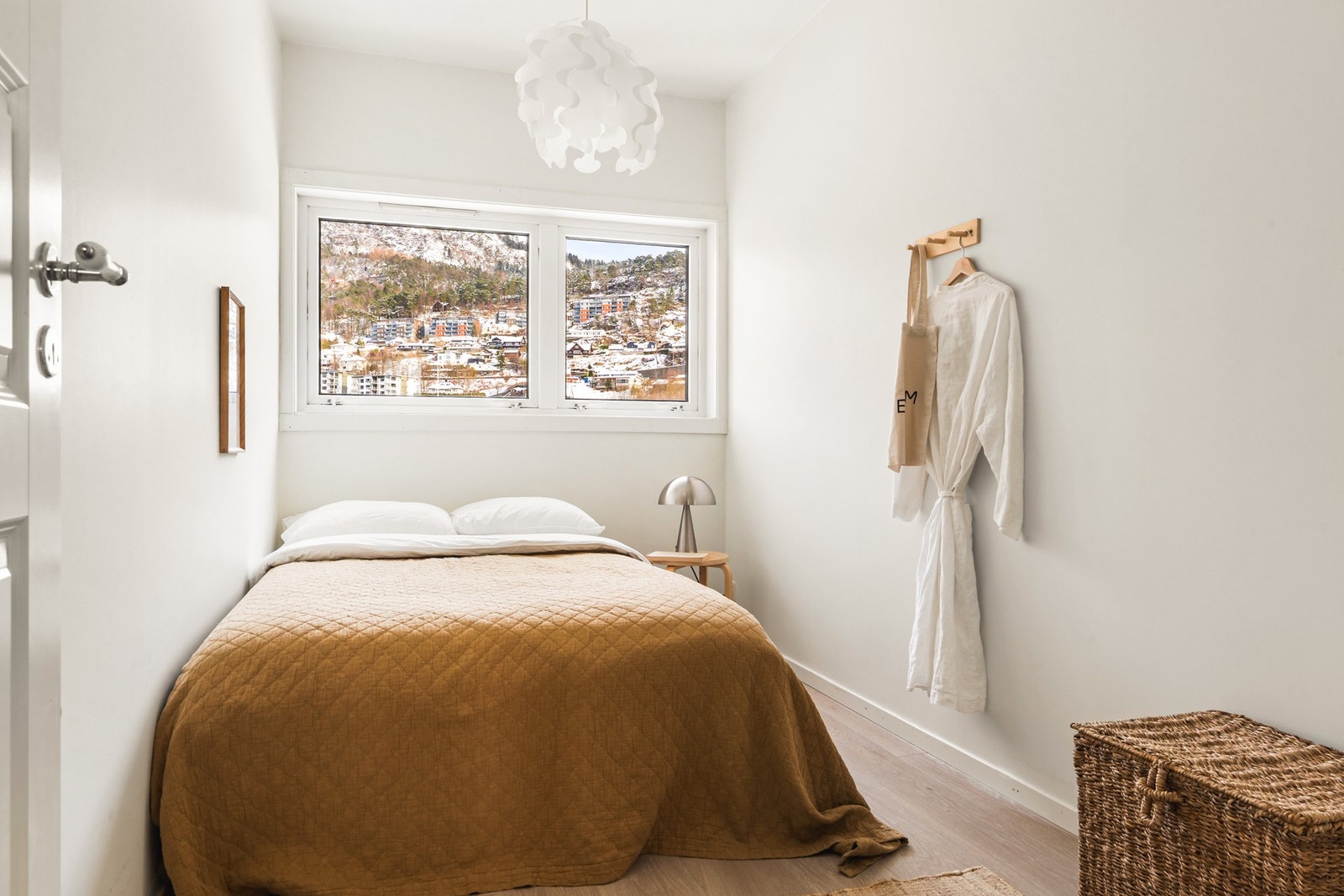 Det andre soverommet måles til 7,2 kvm. og har også god plass til seng, nattbord og garderobe. Galleribilde