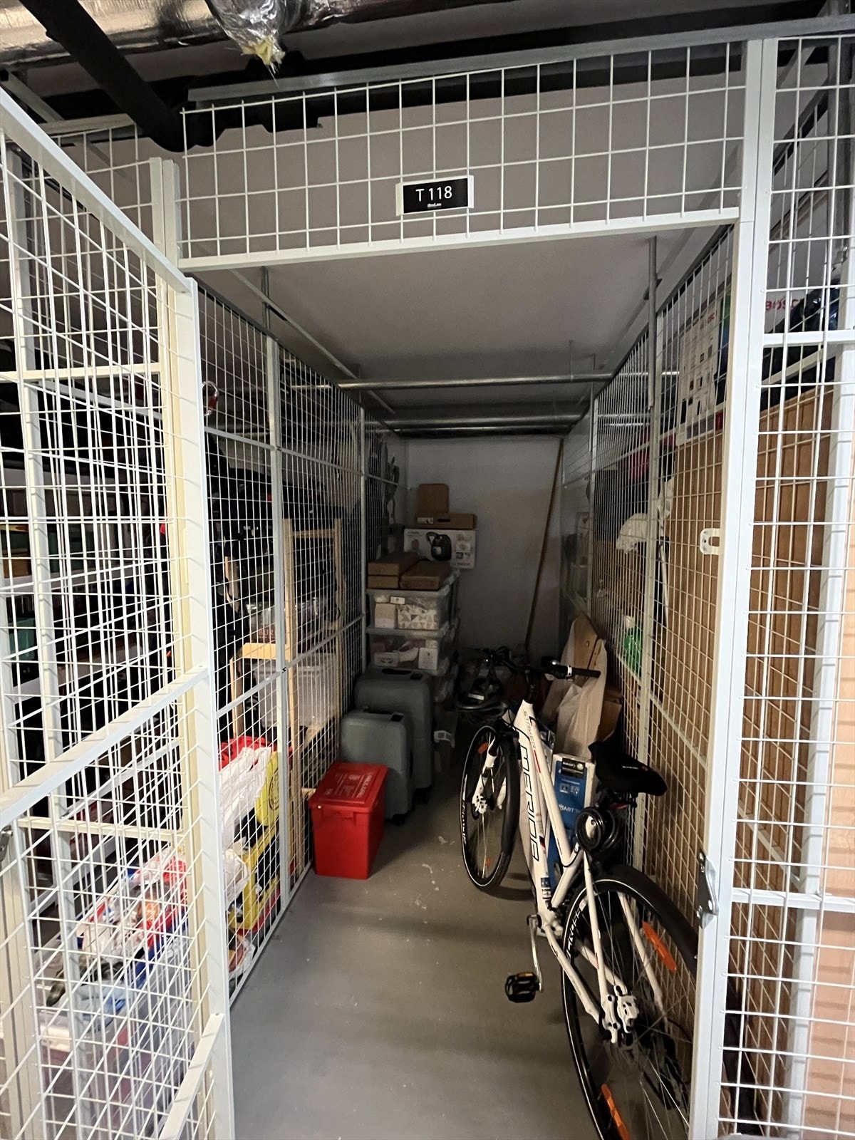 Leiligheten disponerer praktisk kjellerbod som gir gode oppbevaringsmulgheter. Galleribilde