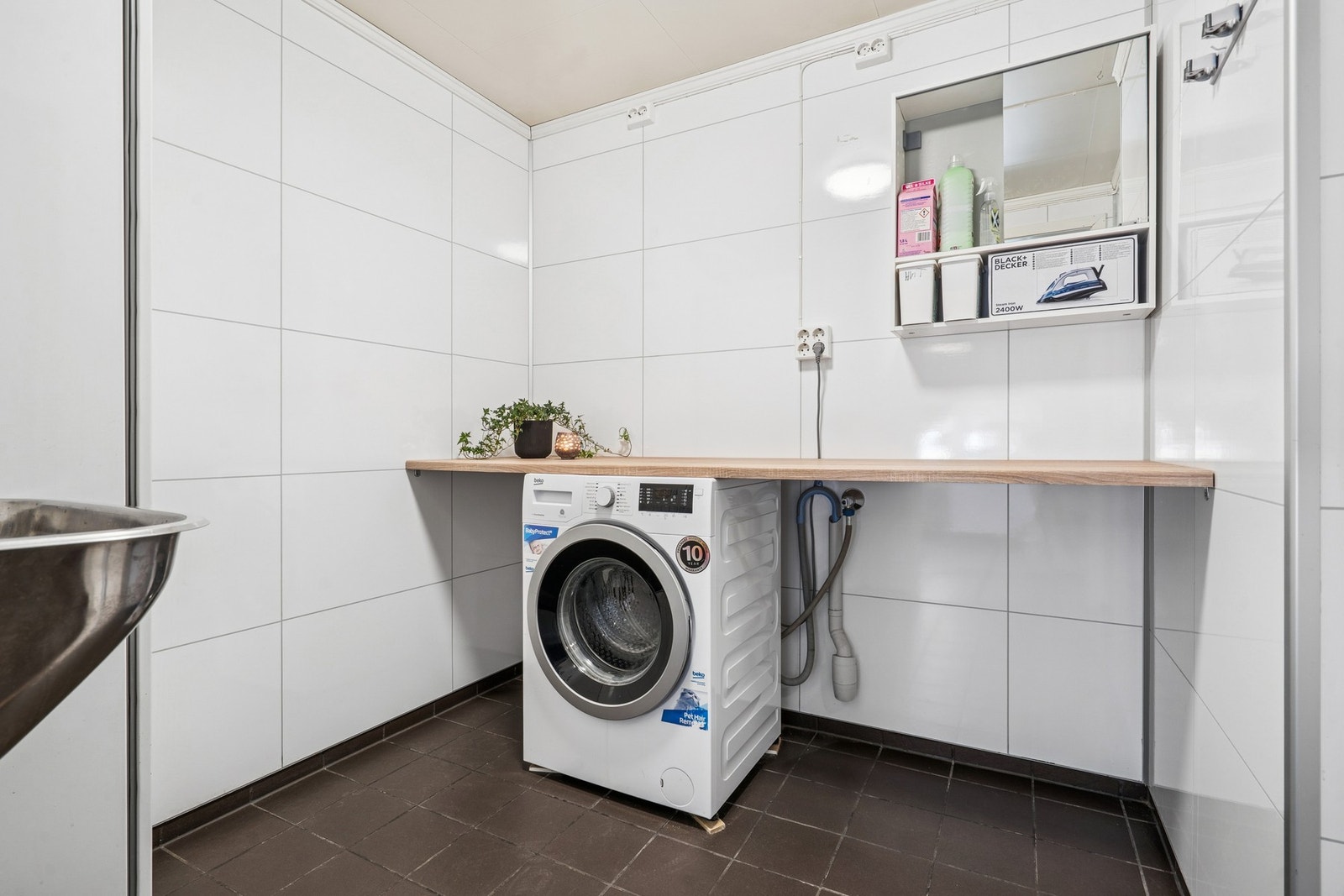 Eget vaskerom i 1. etasjen på 4,7 kvm. Galleribilde
