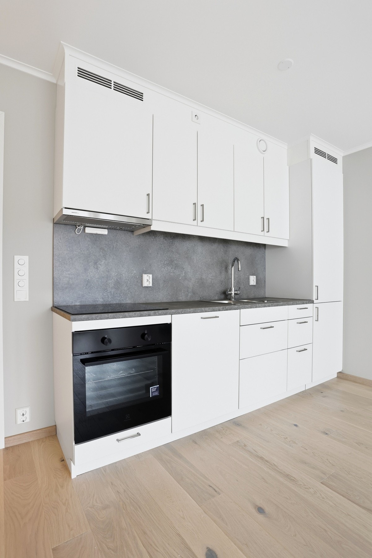 Det er balansert ventilasjon med varmegjenvinning. Galleribilde