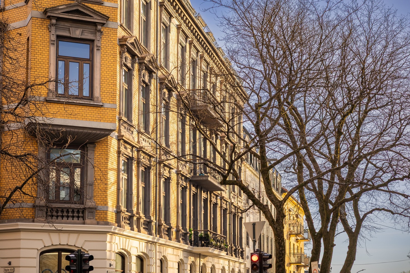 Rett utenfor døren er det umiddelbar nærhet til alt Galleribilde