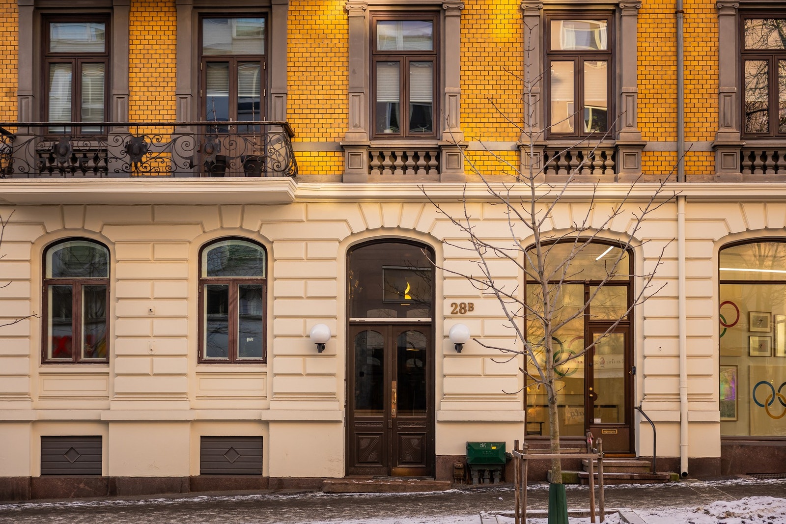 Her vil du bo i en flott bygård med attraktiv beliggenhet Galleribilde