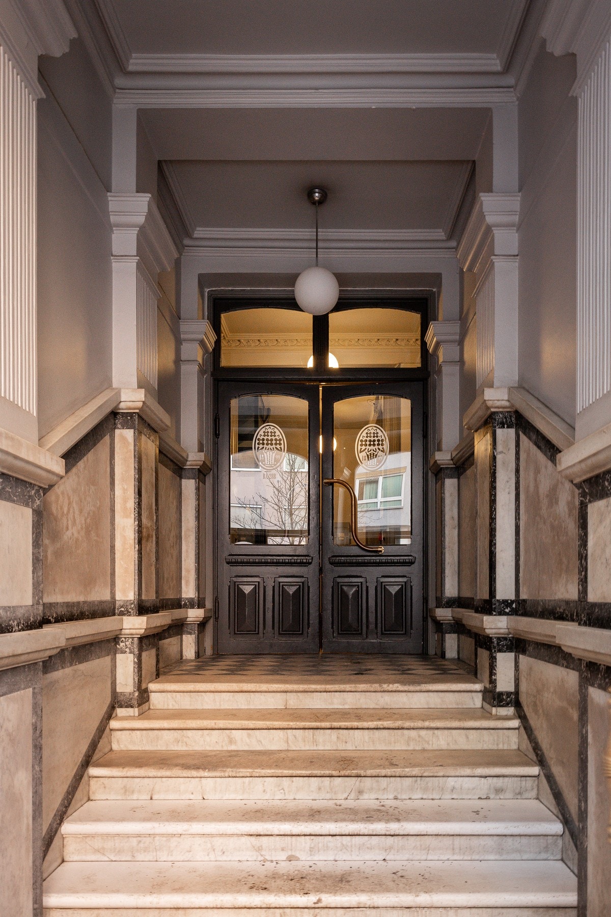 Representativt inngangsparti Galleribilde