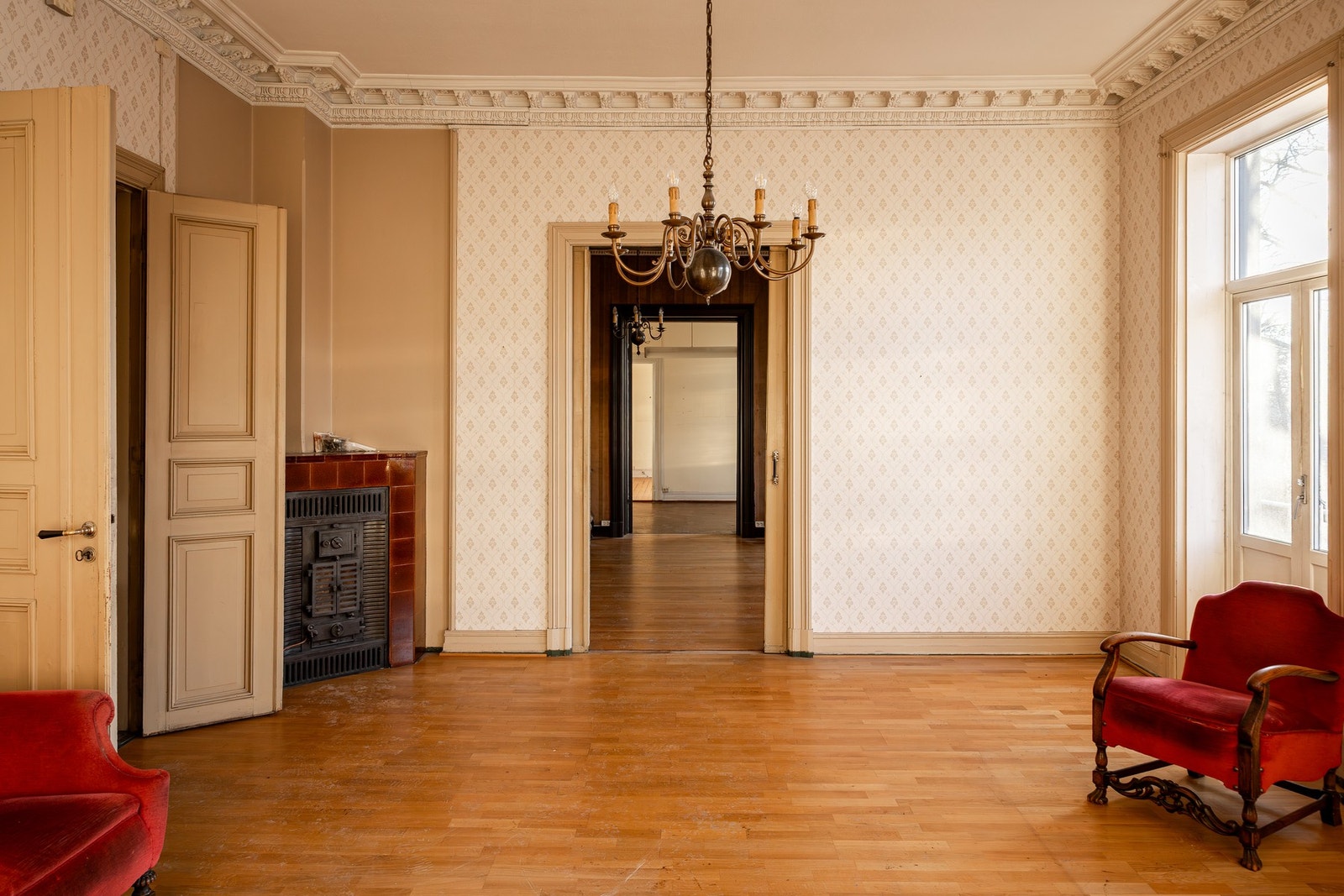 Det er totalt fem ildsteder i boligen Galleribilde