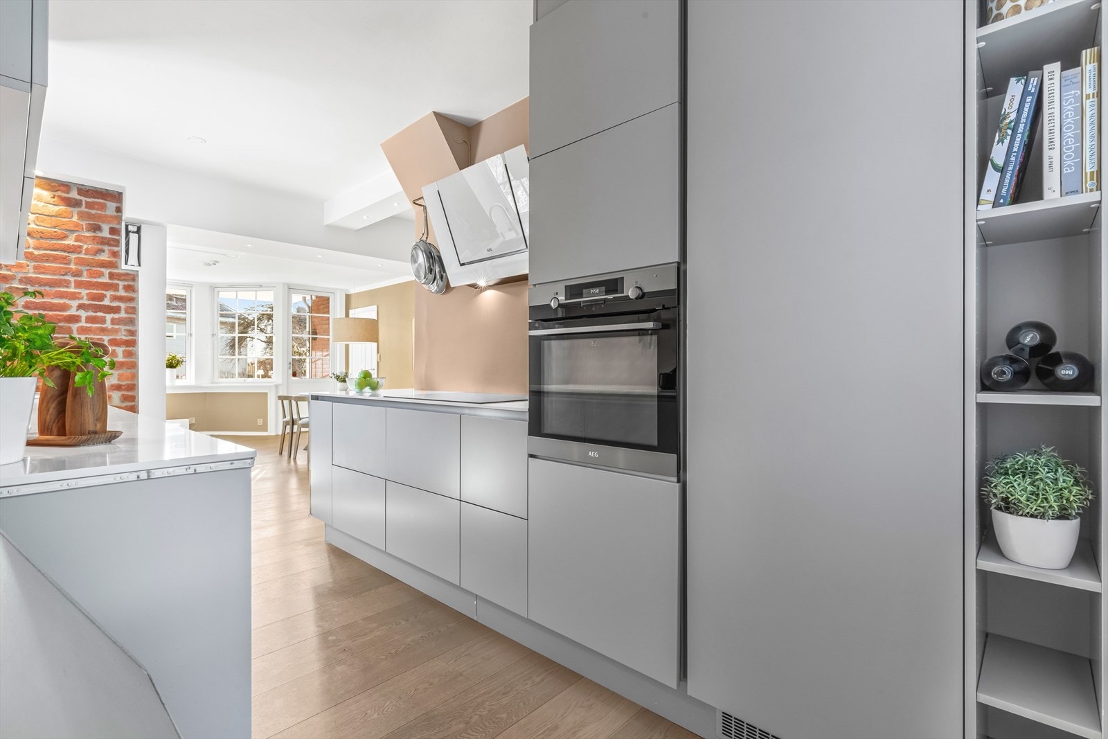 Det er installert komfyrvakt og waterguard/aquastop for økt trygghet. Galleribilde