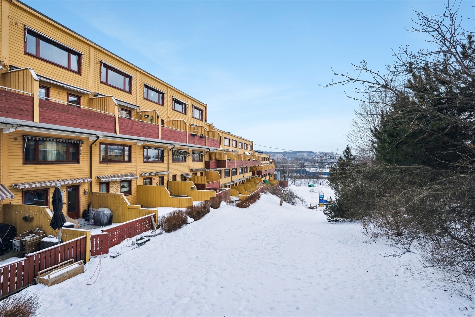 Borettslaget Vestre Veitvedt består av 144 boliger. Galleribilde