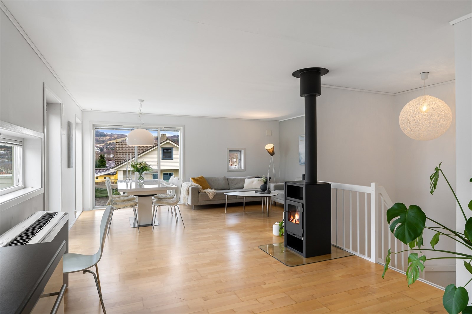 2. etasje - Stue Galleribilde