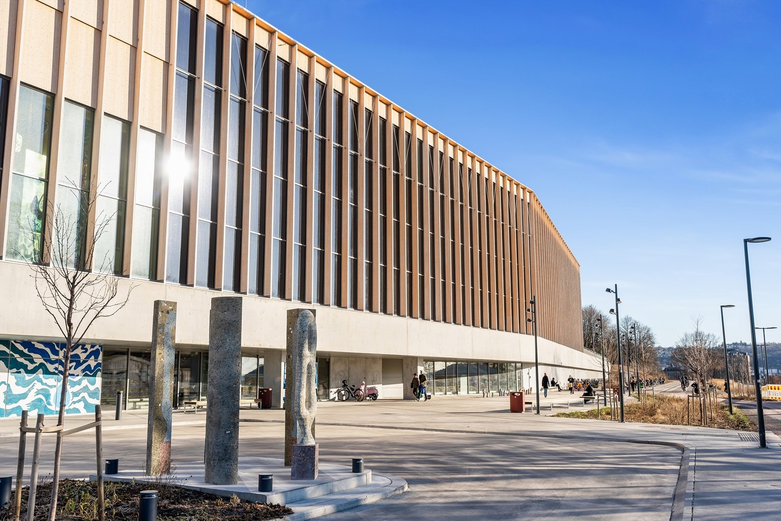 Kort vei til skoler som Hasle skole og Valle Hovin videregående skole. Galleribilde