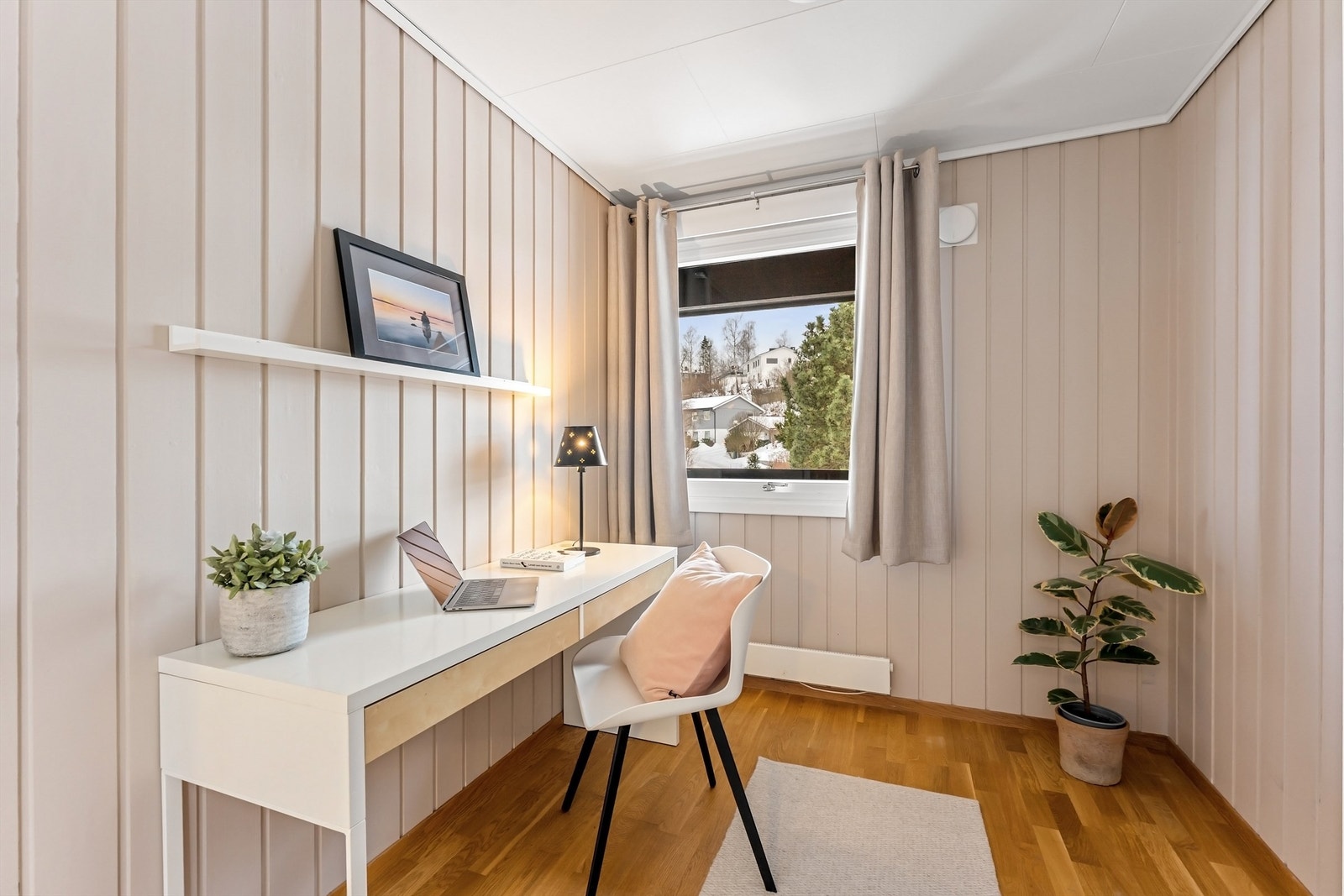 Det tredje soverommet egner seg godt som barnerom, gjesterom eller kontor. Galleribilde