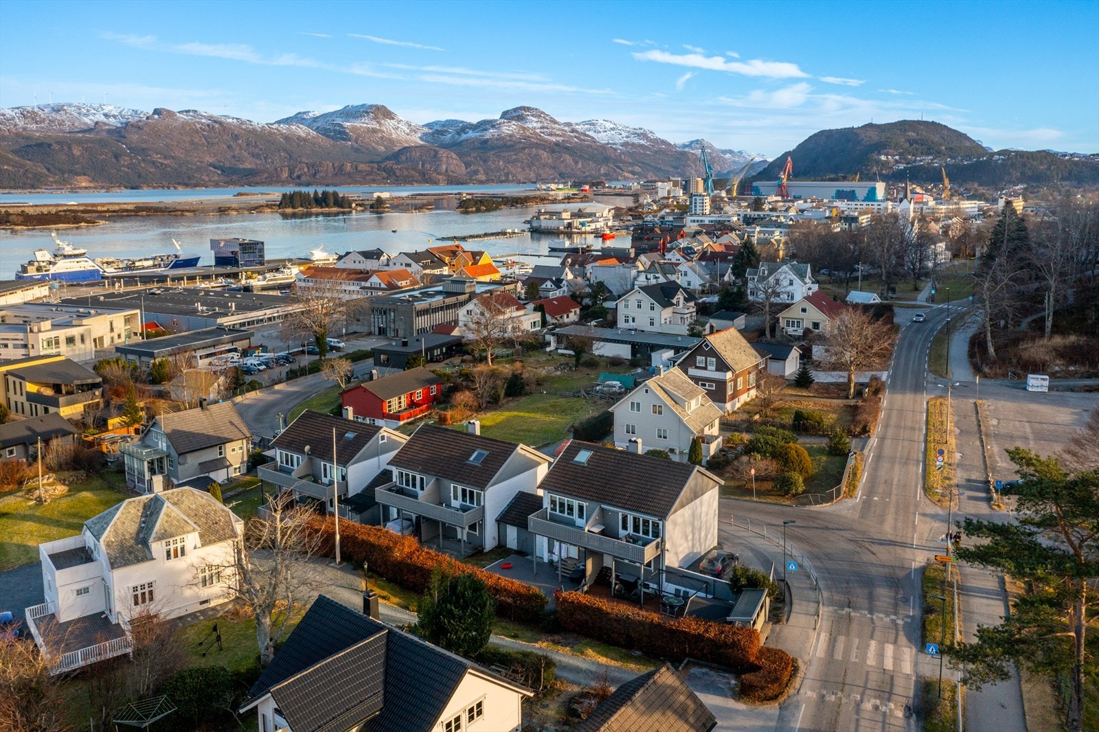 Kort gangavstand til Florø sentrum Galleribilde