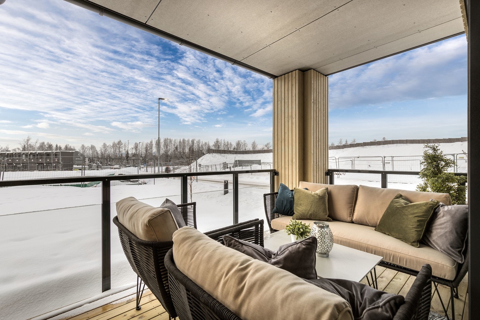 Utgang til en flott sydvestvendt balkong på 13 kvm. Galleribilde