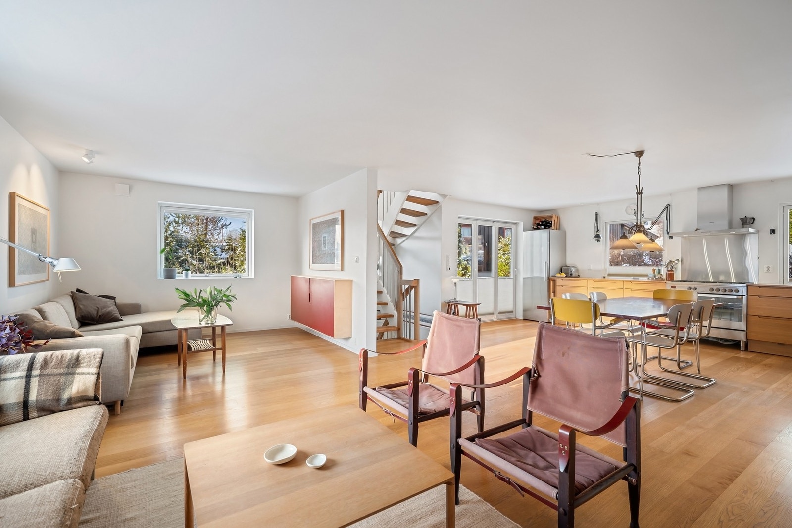 Boligen ble gjennomgående pusset opp og bygget ut i alle etasjer i 2017. Galleribilde