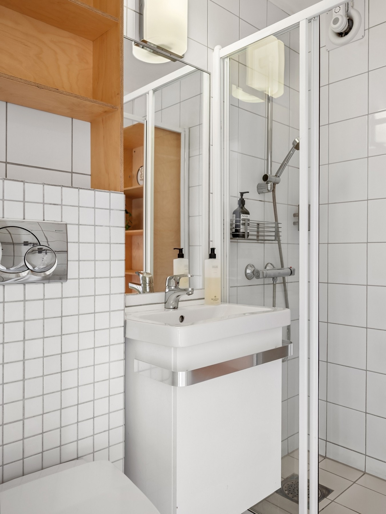 Effektivt bad med varme i gulv. Galleribilde