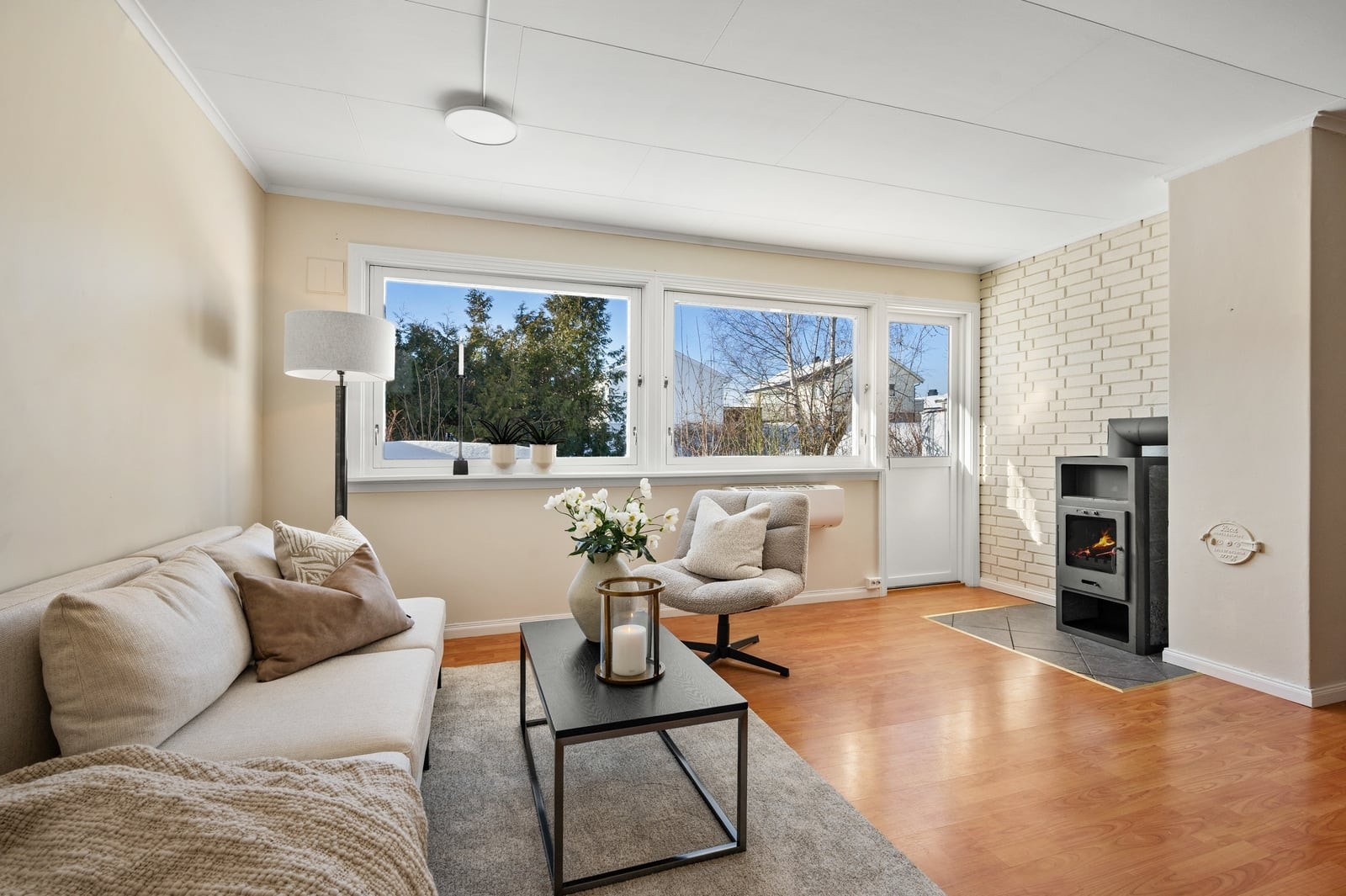 Velkommen Vrålsmyrveien 18! Galleribilde