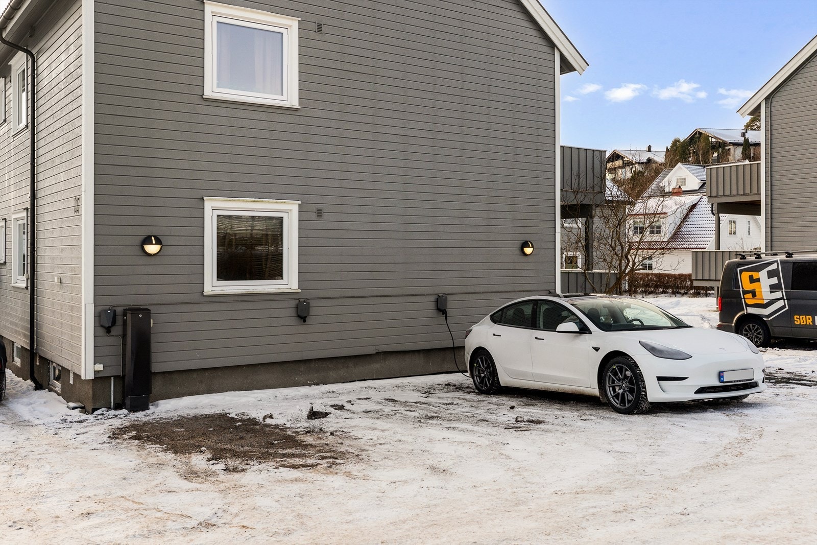 Fast parkeringsplass med enkel adkomst. Galleribilde