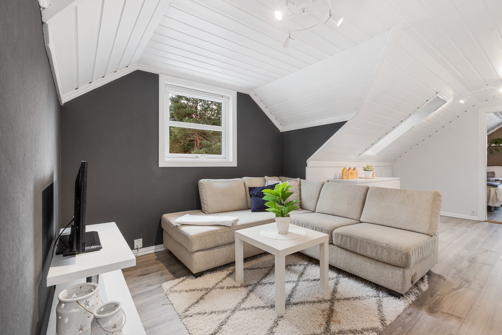 Stue i 2. etg. Galleribilde