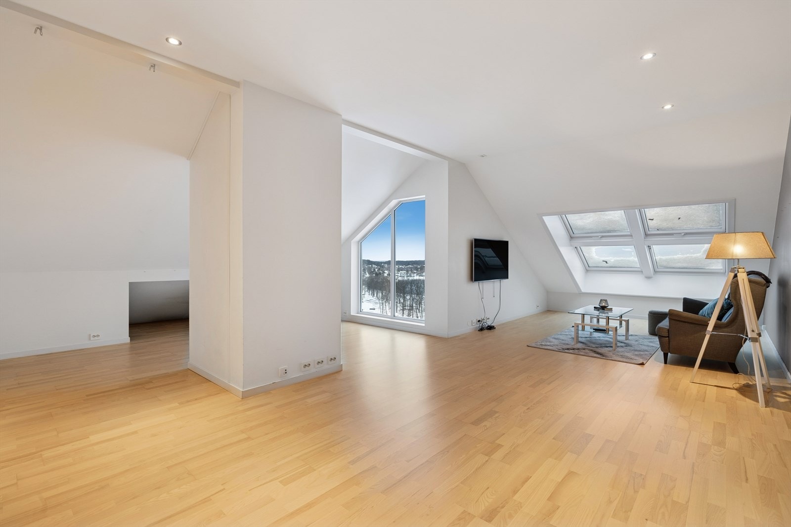 Loftstue Galleribilde