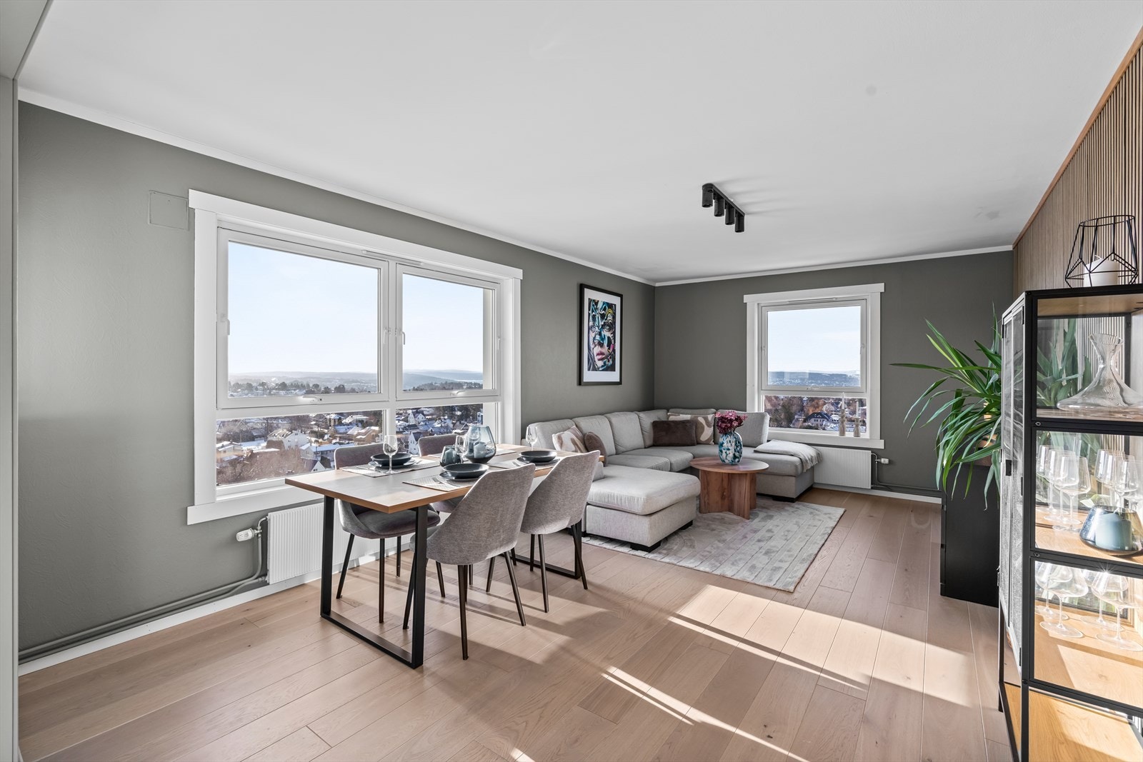 Nydelig sol og lysforhold. Galleribilde