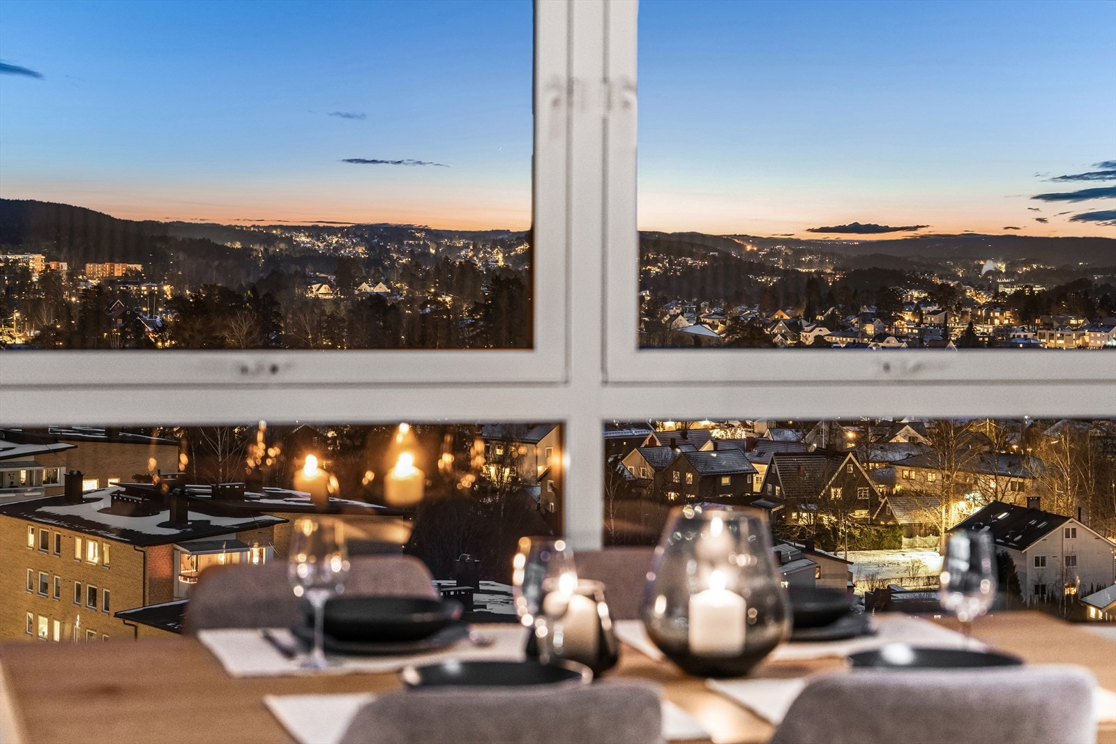 Fantastisk skue over omgivelsene. Galleribilde