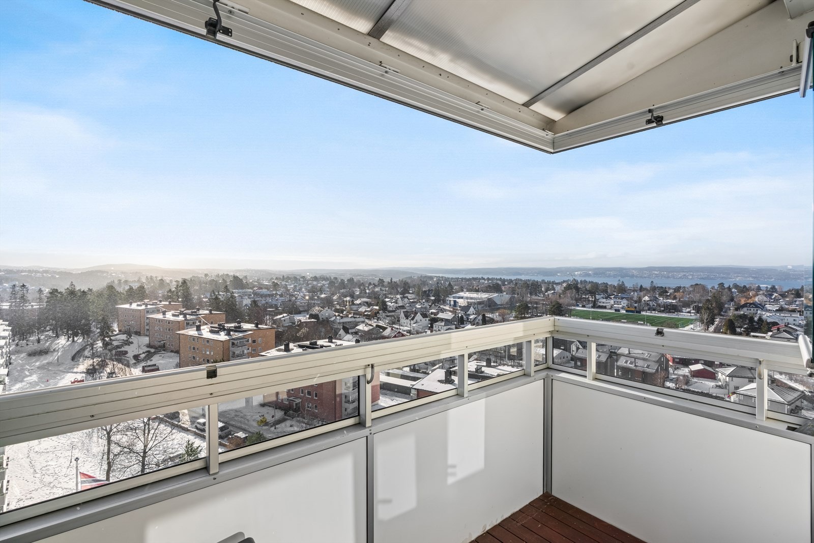 Nydelig utsikt over området. Galleribilde