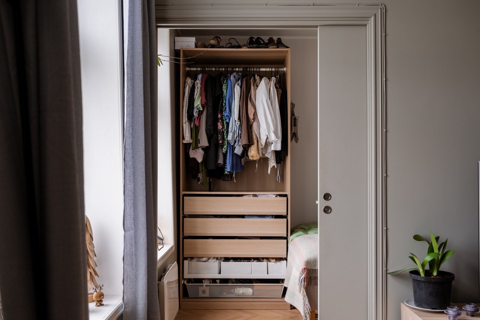 Inngang til soverom fra stue Galleribilde