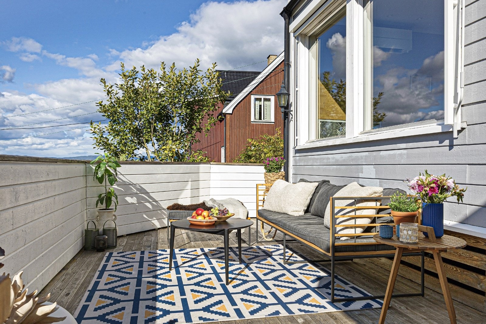 God plass til spisebord, lounge, grill og mye mer Galleribilde