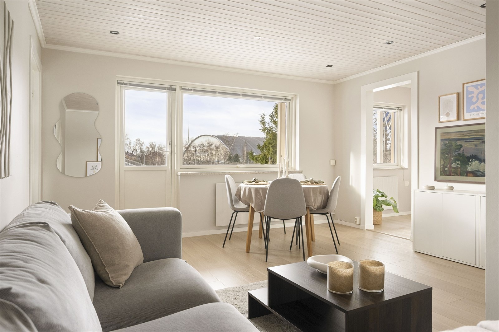 Rommet er lett å møblere etter eget ønske og behov. Galleribilde