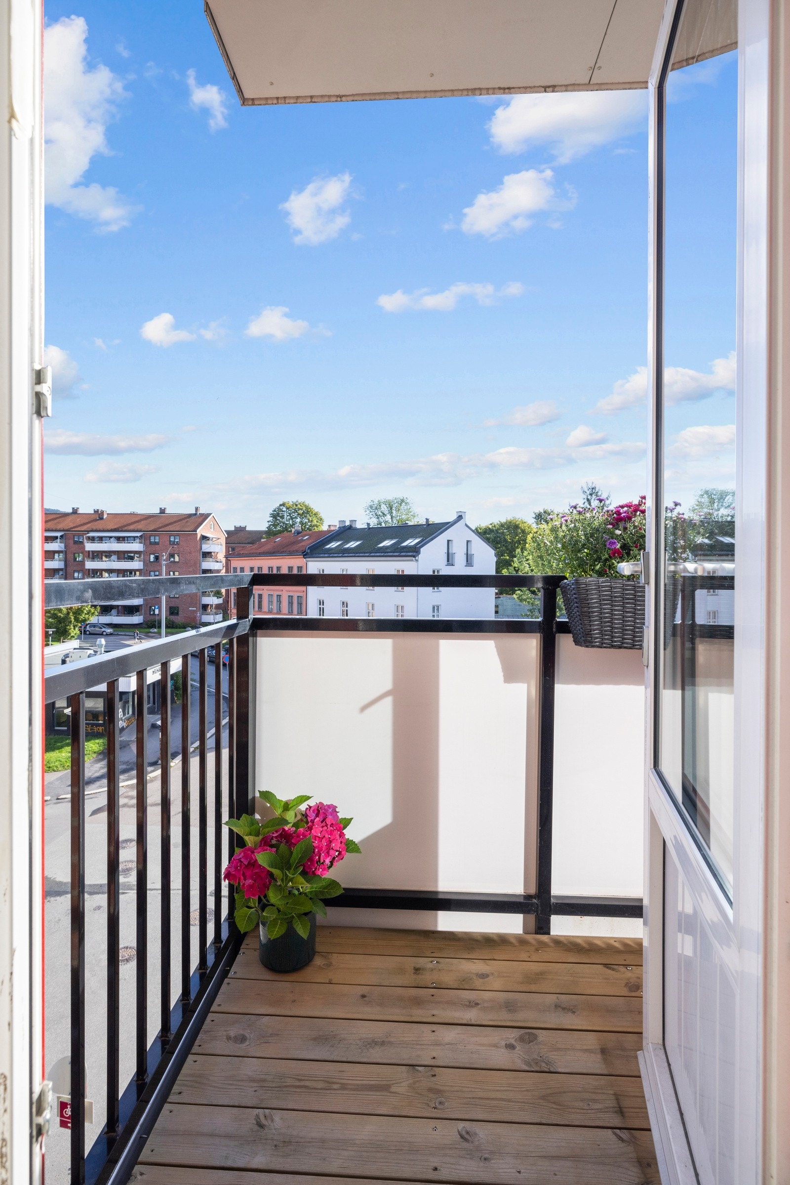 - Leilihgheten har en fin intern beliggenhet i 4.etasje -- Galleribilde