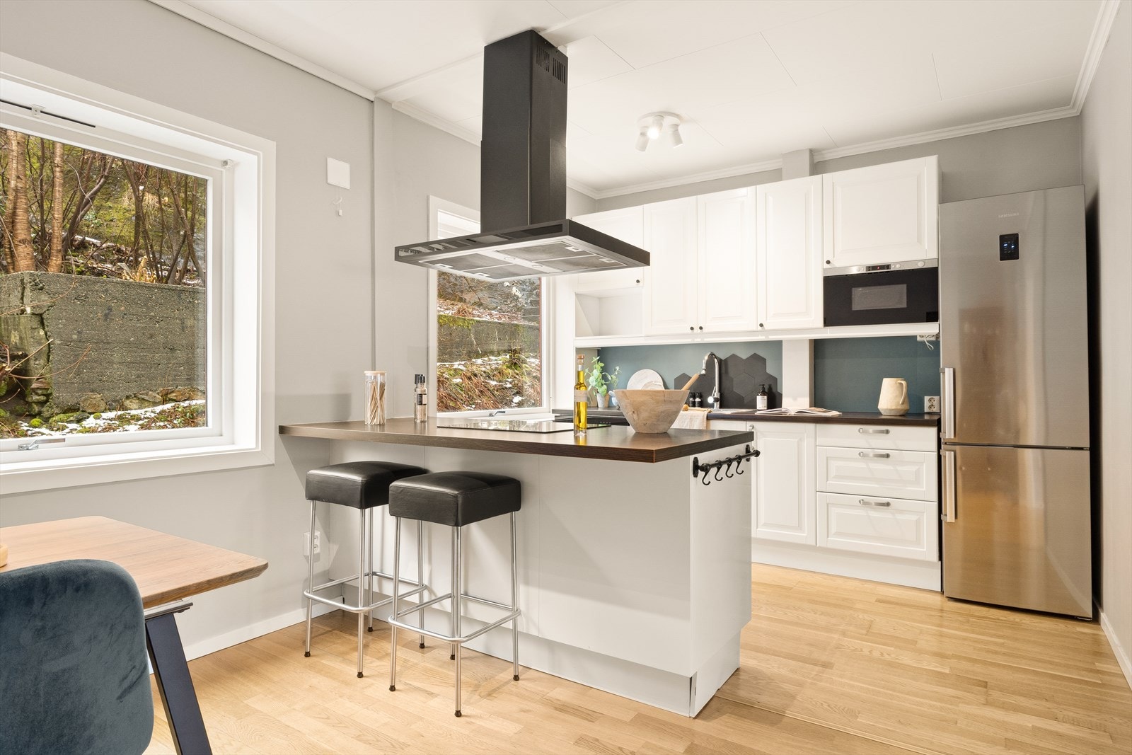 Kjøkken med et areal på 15,9 m². Galleribilde