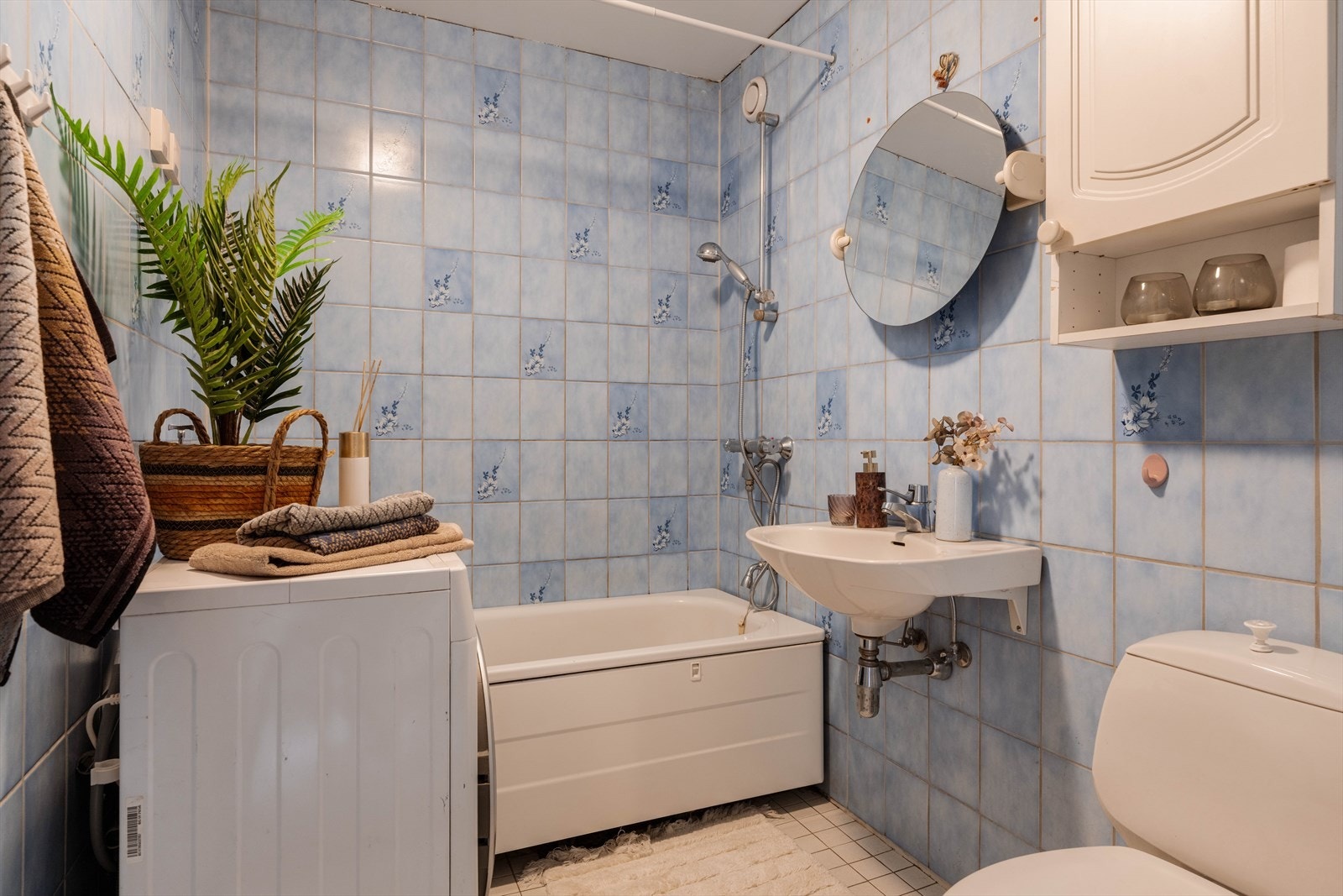 Baderom av eldre årstall. Galleribilde